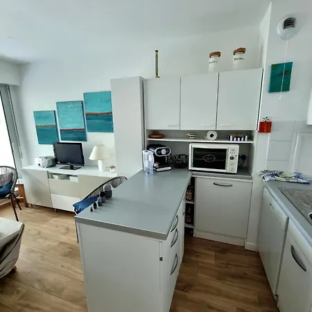 Апартаменты Les Dryades 4 Pax Ла-Боль-Эскублак